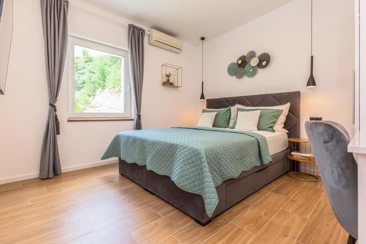Apartmani Nikola Baška Voda Exterior foto
