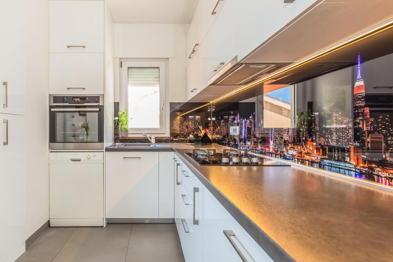 Apartmani Nikola Baška Voda Exterior foto